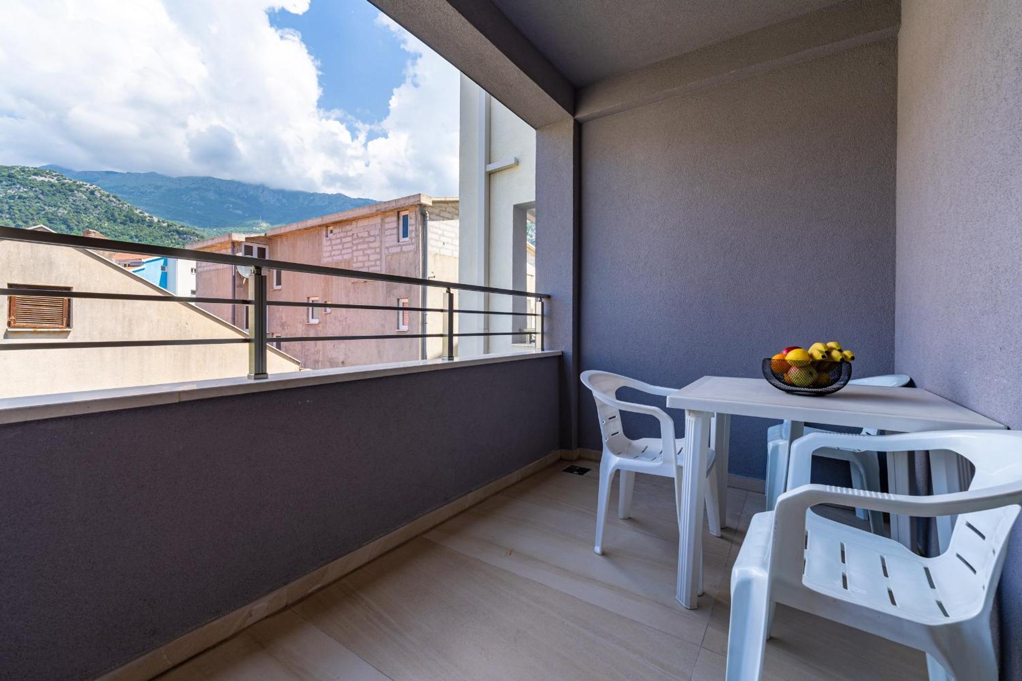 Studio Apartments Marea 2 Budva Bilik gambar